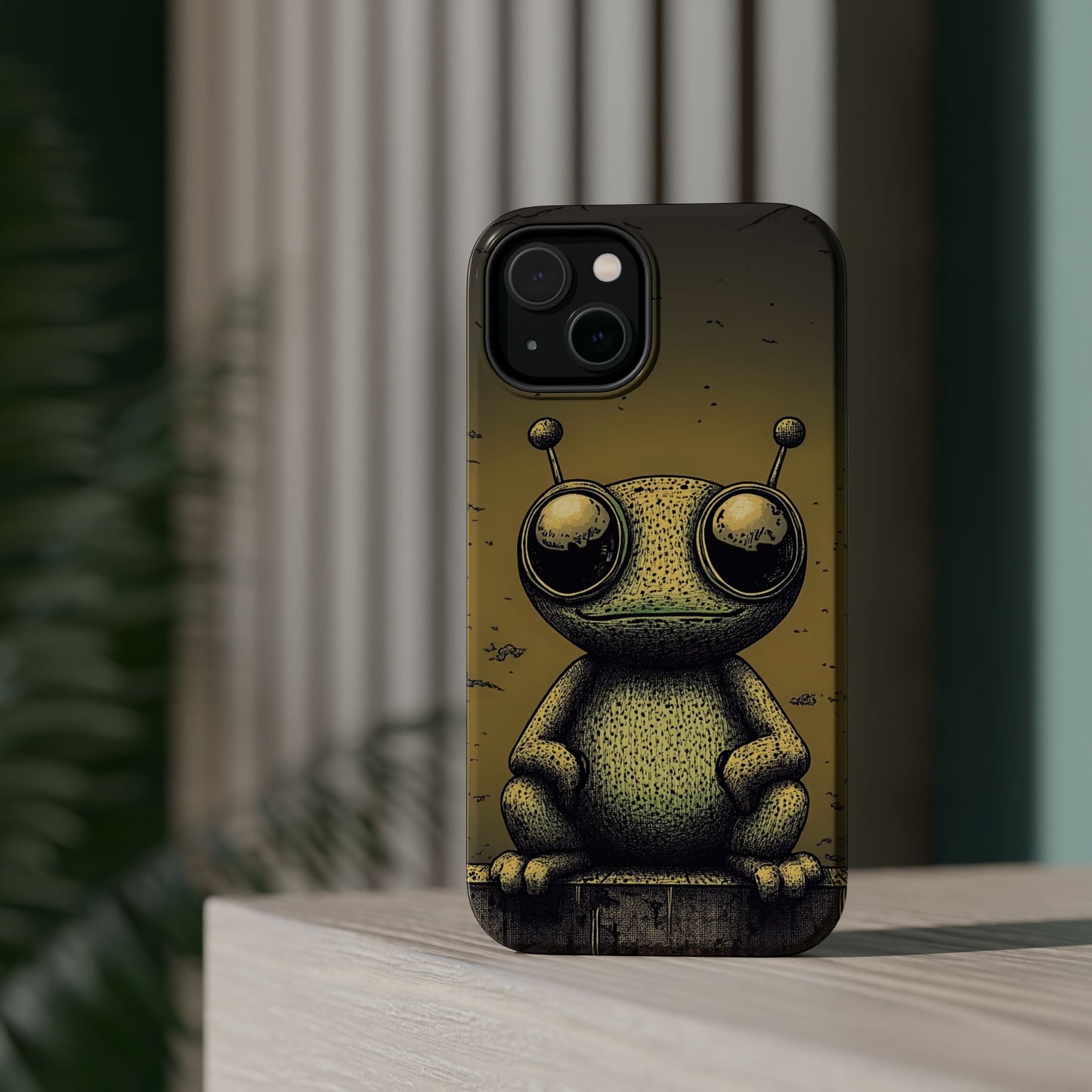 Protective Phone Case – Friendly Alien Design