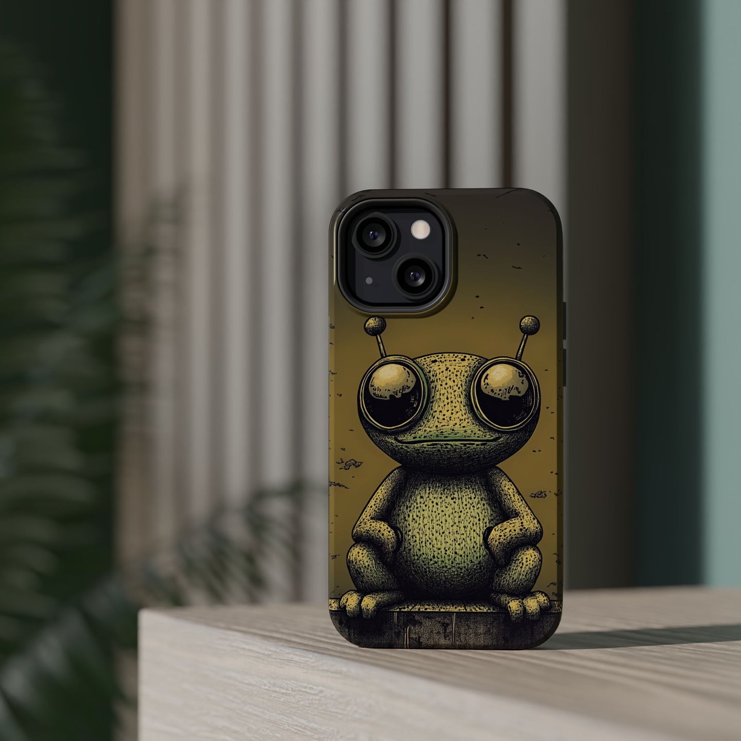 Protective Phone Case – Friendly Alien Design
