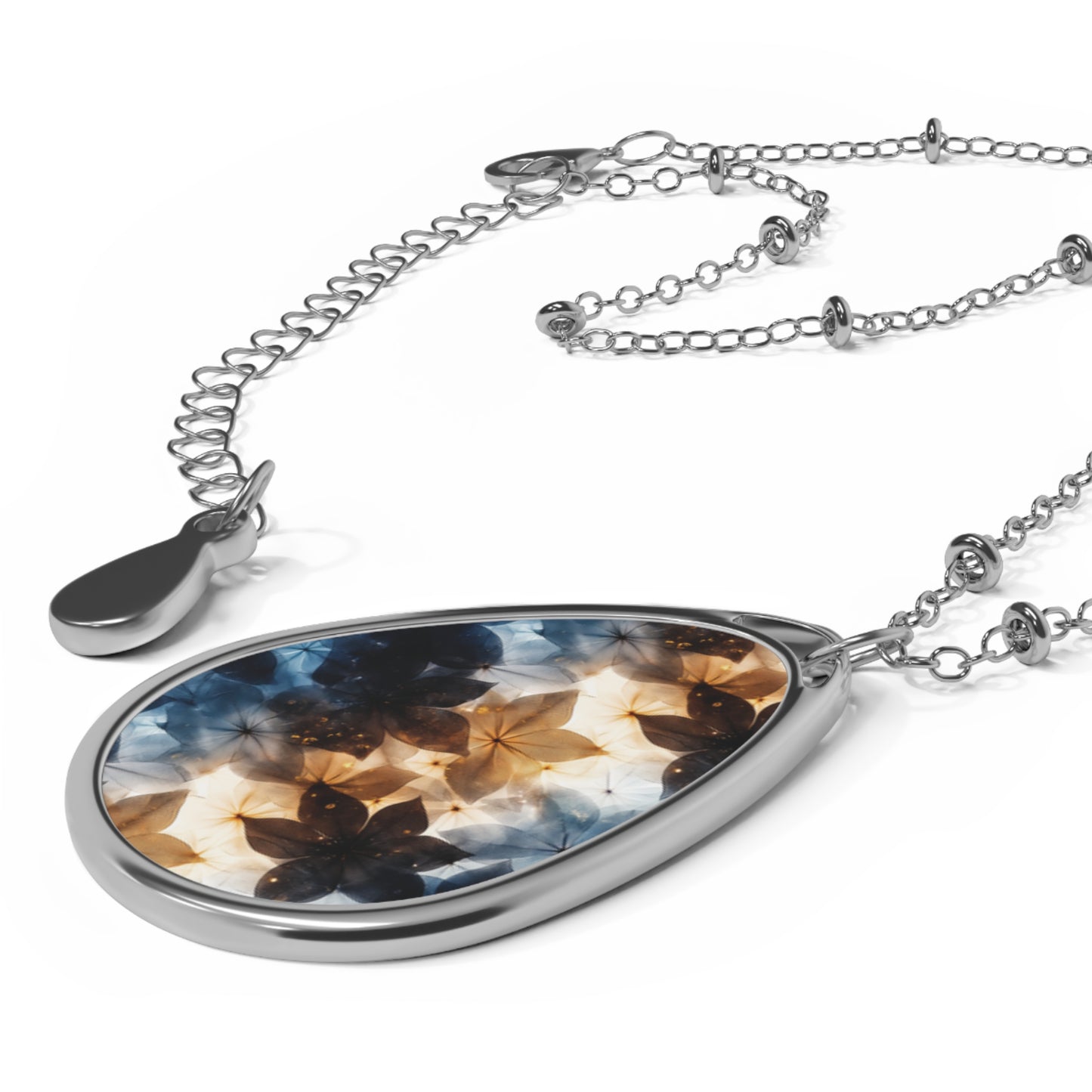 Oval Necklace – Floral Illusion