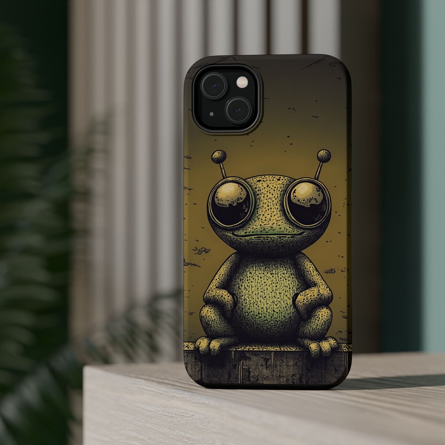Protective Phone Case – Friendly Alien Design