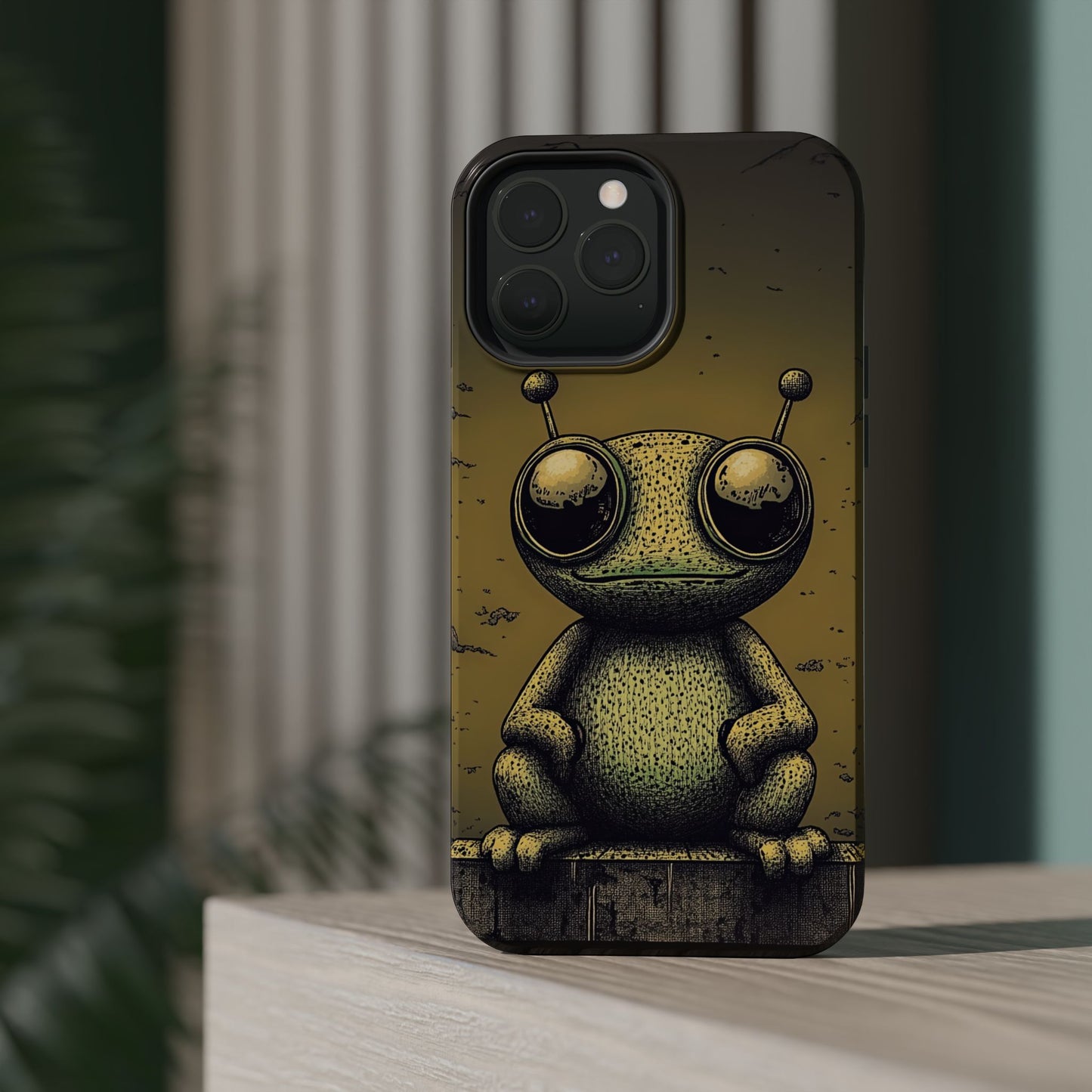 Protective Phone Case – Friendly Alien Design